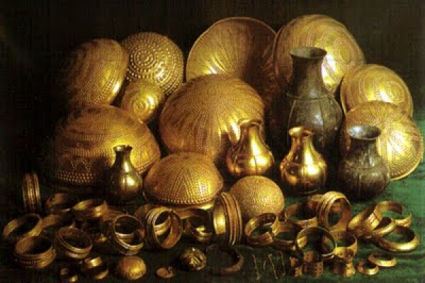Sri Padmanabhansway temple pots